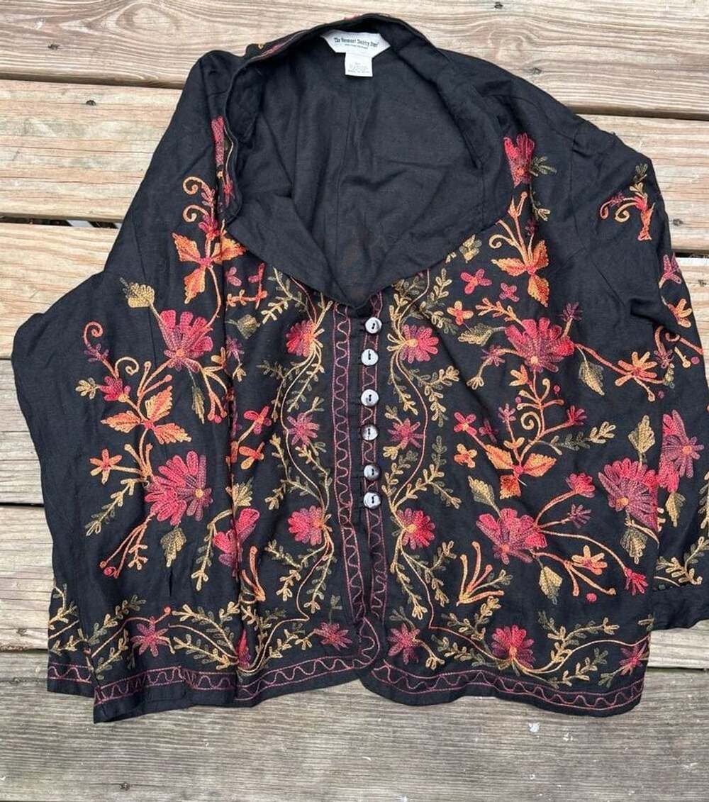 The Vermont Country Store Black Floral Embroidered Jacket Size 3X